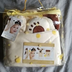 NWT Baby bath set by Piccol Bambino